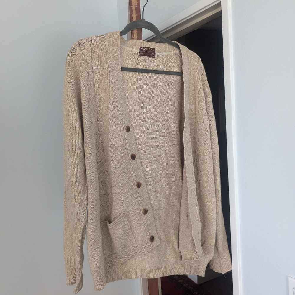Beautiful vintage made in England wool cardigan